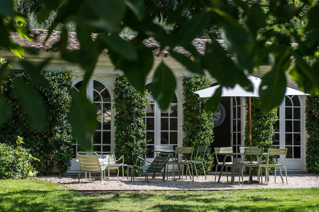 Chateau Martinay Hotel Carpentras Exterior photo